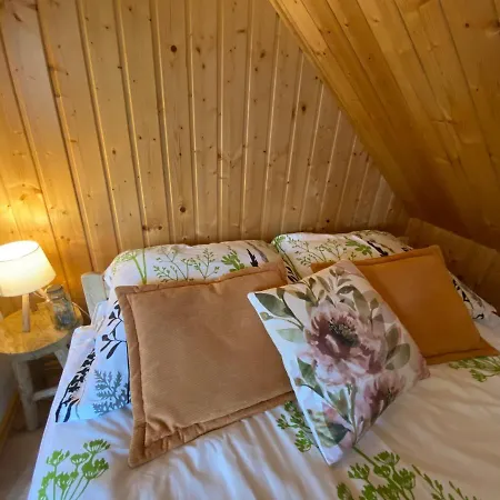 Lawendula Nad Miedwiem Casa vacanze *