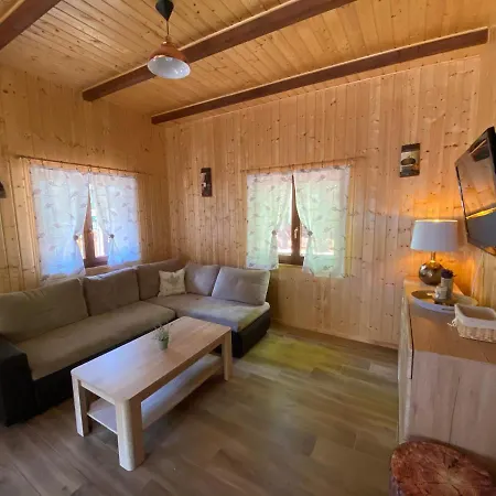 Lawendula Nad Miedwiem * 모지친